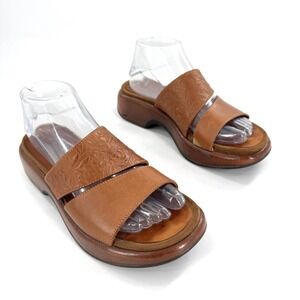Dansko Lydia Women Size 39 Brown Leather‎ Embossed Floral Platform Slide Sandals